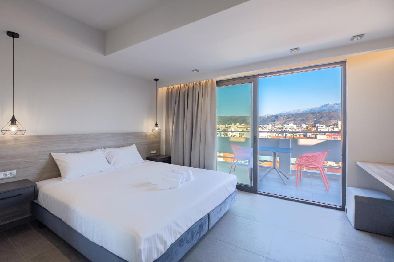 Sky-High 70Sqm Penthouse W. Stunning Views - 05 Apartment Chania  Exterior photo