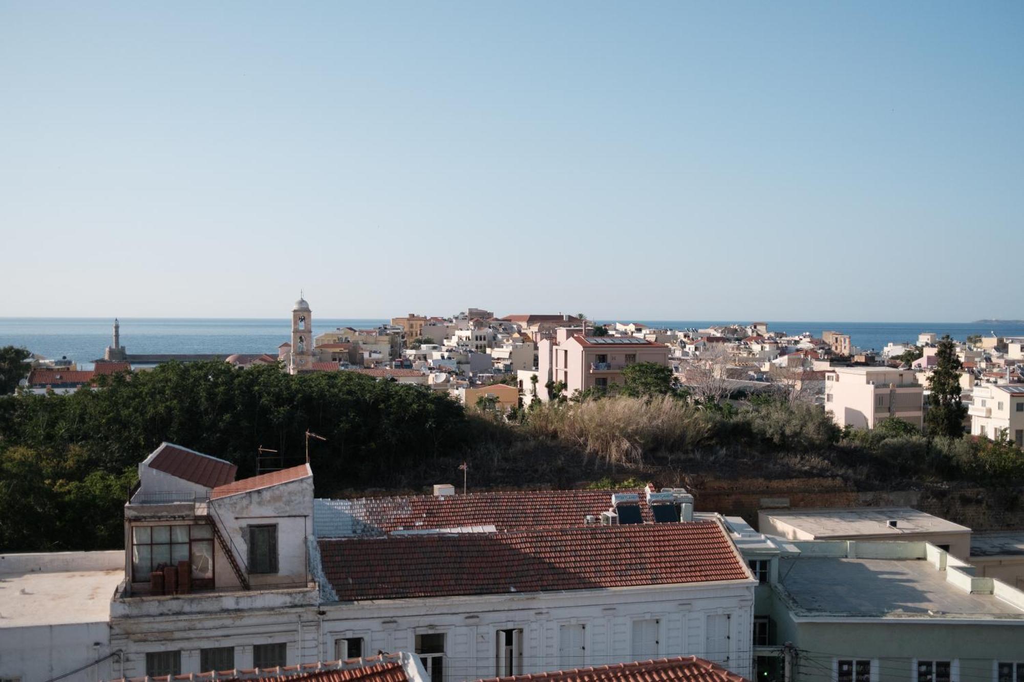 Sky-High 70Sqm Penthouse W. Stunning Views - 05 Apartment Chania  Exterior photo
